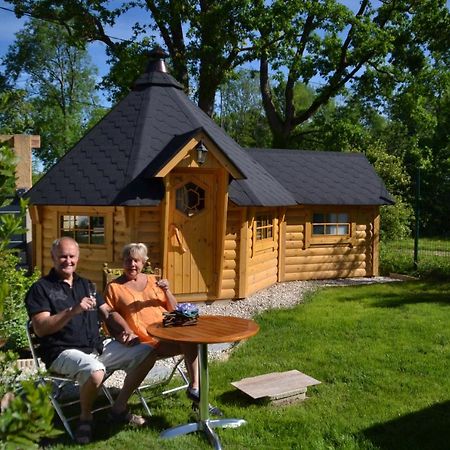 Alaguyauder Le Kota Bed & Breakfast Chatillon-sur-Broue Exterior photo